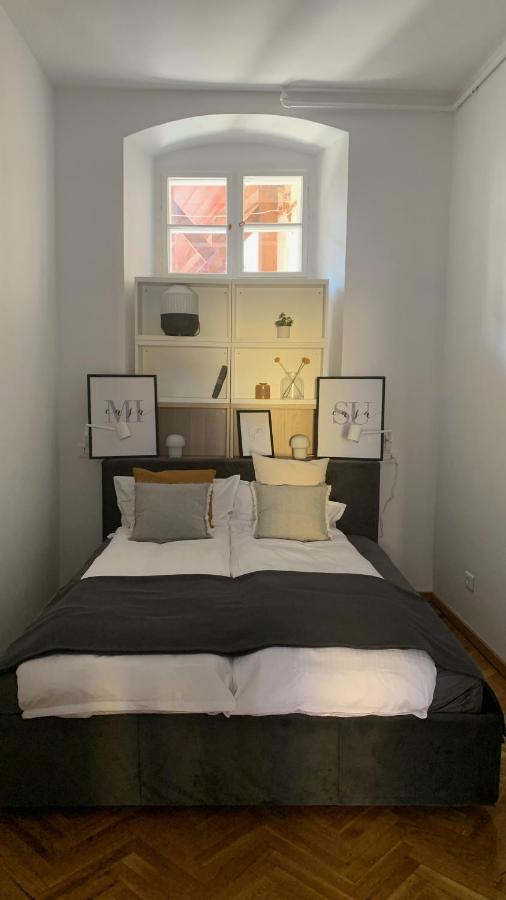Apartament Lies By The Bridge - La Podul Minciunilor Sibiu Exterior foto